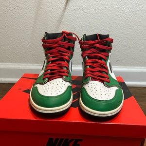 Wmns air Jordan 1 Retro High OG lucky green